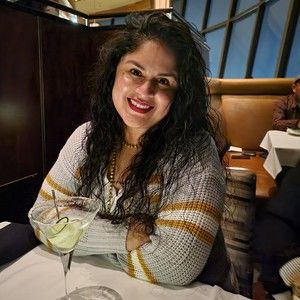 Meet your Posher, Posh